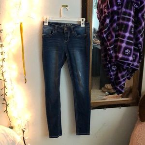 Wallflower jeans